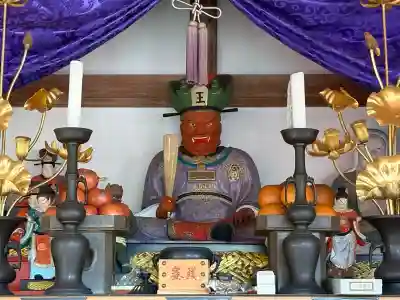 寶泉寺（宝泉寺）の{uncategorized: "未分類", other: "その他", undefined: "問題あり", building: "その他建物", grave: "お墓", sacred_gate: "鳥居", guardian: "狛犬", statue: "像", buddha: "仏像", history: "歴史", nature: "自然", garden: "庭園", animal: "動物", pagoda: "塔", temizu: "手水舎", mountain_gate: "山門・神門", sanctuary: "本殿・本堂", subordinate: "末社・摂社", art: "芸術", scenery: "景色", jizo: "地蔵", ema: "絵馬", goshuin: "御朱印", omikuji: "おみくじ", items: "授与品その他", amulet: "お守り", goshuincho: "御朱印帳", eats: "食事", festival: "お祭り", votive_dance: "神楽", shichigosan: "七五三参", wedding: "結婚式", experience: "体験その他", initially: "初詣", around: "周辺", anti_infection: "感染症対策"}