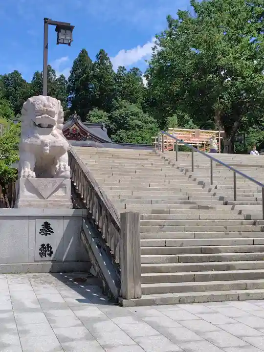 盛岡八幡宮の{uncategorized: "未分類", other: "その他", undefined: "問題あり", building: "その他建物", grave: "お墓", sacred_gate: "鳥居", guardian: "狛犬", statue: "像", buddha: "仏像", history: "歴史", nature: "自然", garden: "庭園", animal: "動物", pagoda: "塔", temizu: "手水舎", mountain_gate: "山門・神門", sanctuary: "本殿・本堂", subordinate: "末社・摂社", art: "芸術", scenery: "景色", jizo: "地蔵", ema: "絵馬", goshuin: "御朱印", omikuji: "おみくじ", items: "授与品その他", amulet: "お守り", goshuincho: "御朱印帳", eats: "食事", festival: "お祭り", votive_dance: "神楽", shichigosan: "七五三参", wedding: "結婚式", experience: "体験その他", initially: "初詣", around: "周辺", anti_infection: "感染症対策"}