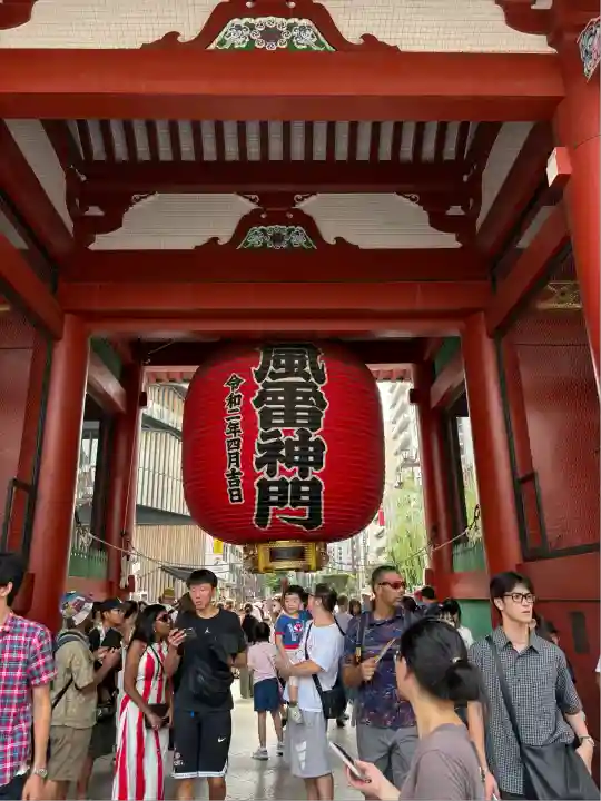 浅草寺の山門・神門