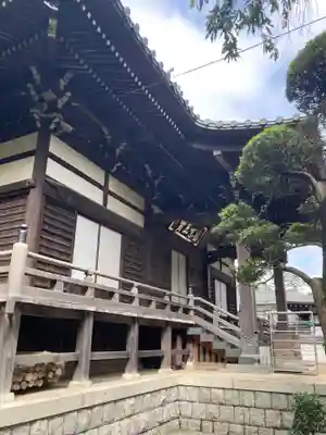 三寳寺の本殿・本堂