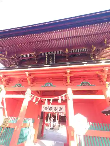 六所神社の山門・神門