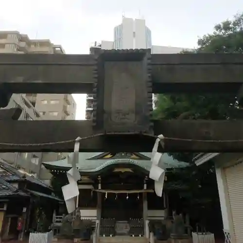 綾瀬稲荷神社の鳥居