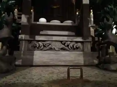 熊鷹社（新宿髙島屋）の芸術