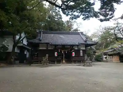 六甲八幡神社の本殿・本堂