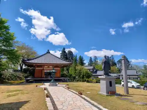 青龍寺(昭和大仏)(青森県)