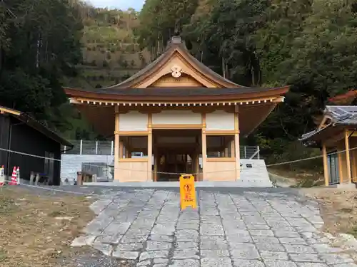 五百井神社の本殿