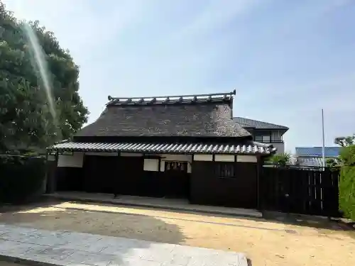 出雲大社大阪分祠 御旅所 (元宮)の{uncategorized: "未分類", other: "その他", undefined: "問題あり", building: "その他建物", grave: "お墓", sacred_gate: "鳥居", guardian: "狛犬", statue: "像", buddha: "仏像", history: "歴史", nature: "自然", garden: "庭園", animal: "動物", pagoda: "塔", temizu: "手水舎", mountain_gate: "山門・神門", sanctuary: "本殿・本堂", subordinate: "末社・摂社", art: "芸術", scenery: "景色", jizo: "地蔵", ema: "絵馬", goshuin: "御朱印", omikuji: "おみくじ", items: "授与品その他", amulet: "お守り", goshuincho: "御朱印帳", eats: "食事", festival: "お祭り", votive_dance: "神楽", shichigosan: "七五三参", wedding: "結婚式", experience: "体験その他", initially: "初詣", around: "周辺", anti_infection: "感染症対策"}