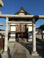 天満稲荷神社の鳥居