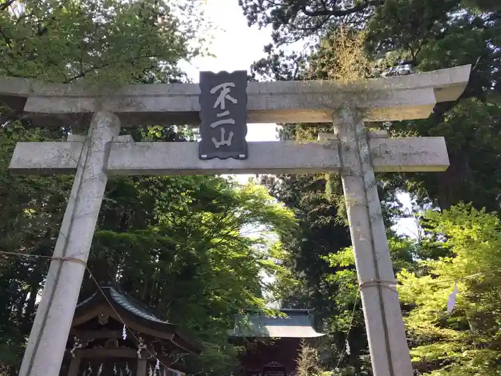 富士山東口本宮 冨士浅間神社の鳥居