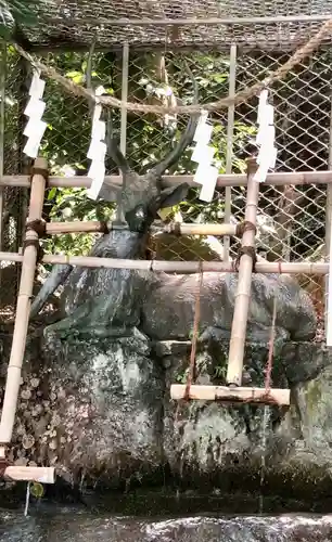 枚岡神社の手水