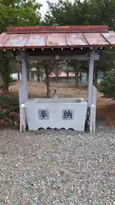 安平八幡神社の手水舎