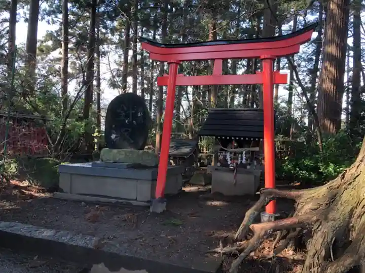 日高神社の末社・摂社