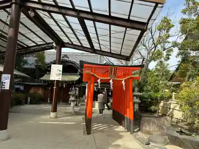 石切劔箭神社の{uncategorized: "未分類", other: "その他", undefined: "問題あり", building: "その他建物", grave: "お墓", sacred_gate: "鳥居", guardian: "狛犬", statue: "像", buddha: "仏像", history: "歴史", nature: "自然", garden: "庭園", animal: "動物", pagoda: "塔", temizu: "手水舎", mountain_gate: "山門・神門", sanctuary: "本殿・本堂", subordinate: "末社・摂社", art: "芸術", scenery: "景色", jizo: "地蔵", ema: "絵馬", goshuin: "御朱印", omikuji: "おみくじ", items: "授与品その他", amulet: "お守り", goshuincho: "御朱印帳", eats: "食事", festival: "お祭り", votive_dance: "神楽", shichigosan: "七五三参", wedding: "結婚式", experience: "体験その他", initially: "初詣", around: "周辺", anti_infection: "感染症対策"}
