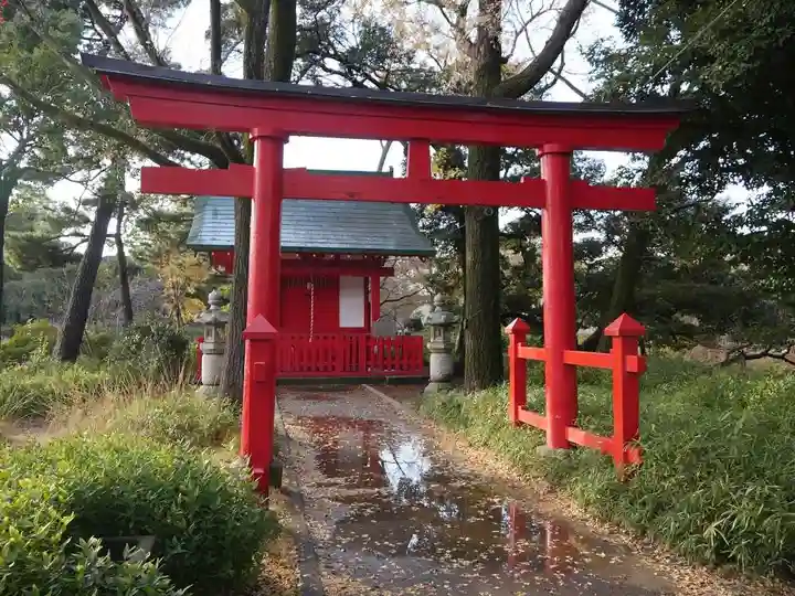 千束八幡神社の鳥居