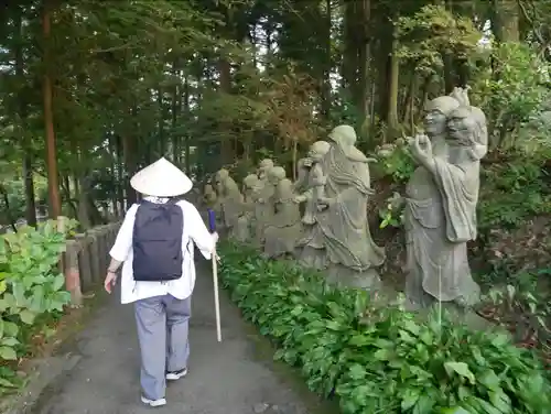 雲辺寺の像