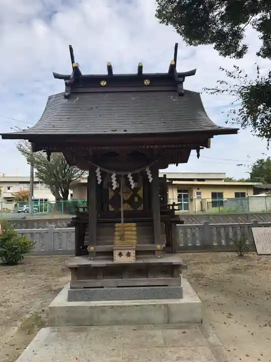 素鵞神社の末社・摂社