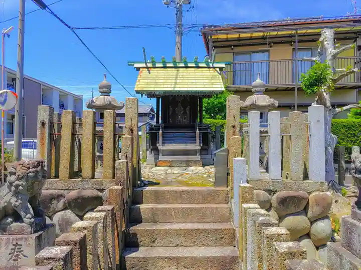 鍬社(小松生)の本殿・本堂