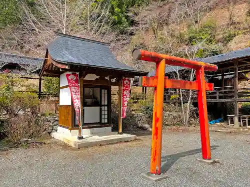 妙法寺の末社