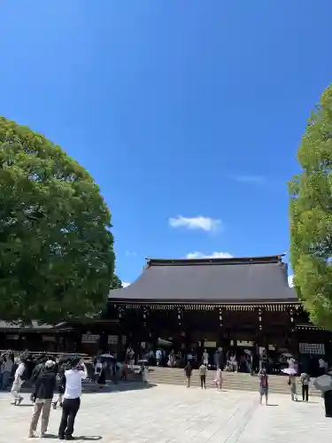 明治神宮の{uncategorized: "未分類", other: "その他", undefined: "問題あり", building: "その他建物", grave: "お墓", sacred_gate: "鳥居", guardian: "狛犬", statue: "像", buddha: "仏像", history: "歴史", nature: "自然", garden: "庭園", animal: "動物", pagoda: "塔", temizu: "手水舎", mountain_gate: "山門・神門", sanctuary: "本殿・本堂", subordinate: "末社・摂社", art: "芸術", scenery: "景色", jizo: "地蔵", ema: "絵馬", goshuin: "御朱印", omikuji: "おみくじ", items: "授与品その他", amulet: "お守り", goshuincho: "御朱印帳", eats: "食事", festival: "お祭り", votive_dance: "神楽", shichigosan: "七五三参", wedding: "結婚式", experience: "体験その他", initially: "初詣", around: "周辺", anti_infection: "感染症対策"}