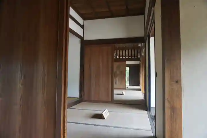 桜町二宮神社の庭園