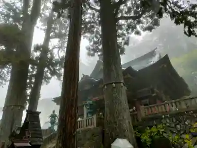 三峯神社の{uncategorized: "未分類", other: "その他", undefined: "問題あり", building: "その他建物", grave: "お墓", sacred_gate: "鳥居", guardian: "狛犬", statue: "像", buddha: "仏像", history: "歴史", nature: "自然", garden: "庭園", animal: "動物", pagoda: "塔", temizu: "手水舎", mountain_gate: "山門・神門", sanctuary: "本殿・本堂", subordinate: "末社・摂社", art: "芸術", scenery: "景色", jizo: "地蔵", ema: "絵馬", goshuin: "御朱印", omikuji: "おみくじ", items: "授与品その他", amulet: "お守り", goshuincho: "御朱印帳", eats: "食事", festival: "お祭り", votive_dance: "神楽", shichigosan: "七五三参", wedding: "結婚式", experience: "体験その他", initially: "初詣", around: "周辺", anti_infection: "感染症対策"}