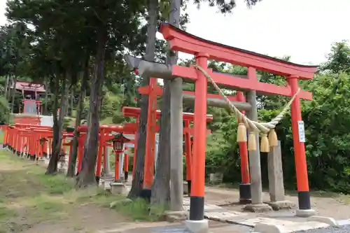 高屋敷稲荷神社の鳥居