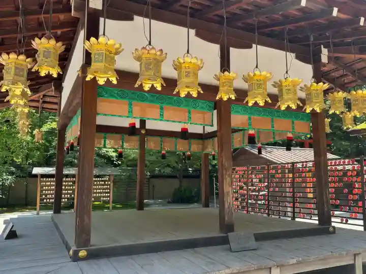 河合神社(鴨川合坐小社宅神社)の{uncategorized: "未分類", other: "その他", undefined: "問題あり", building: "その他建物", grave: "お墓", sacred_gate: "鳥居", guardian: "狛犬", statue: "像", buddha: "仏像", history: "歴史", nature: "自然", garden: "庭園", animal: "動物", pagoda: "塔", temizu: "手水舎", mountain_gate: "山門・神門", sanctuary: "本殿・本堂", subordinate: "末社・摂社", art: "芸術", scenery: "景色", jizo: "地蔵", ema: "絵馬", goshuin: "御朱印", omikuji: "おみくじ", items: "授与品その他", amulet: "お守り", goshuincho: "御朱印帳", eats: "食事", festival: "お祭り", votive_dance: "神楽", shichigosan: "七五三参", wedding: "結婚式", experience: "体験その他", initially: "初詣", around: "周辺", anti_infection: "感染症対策"}