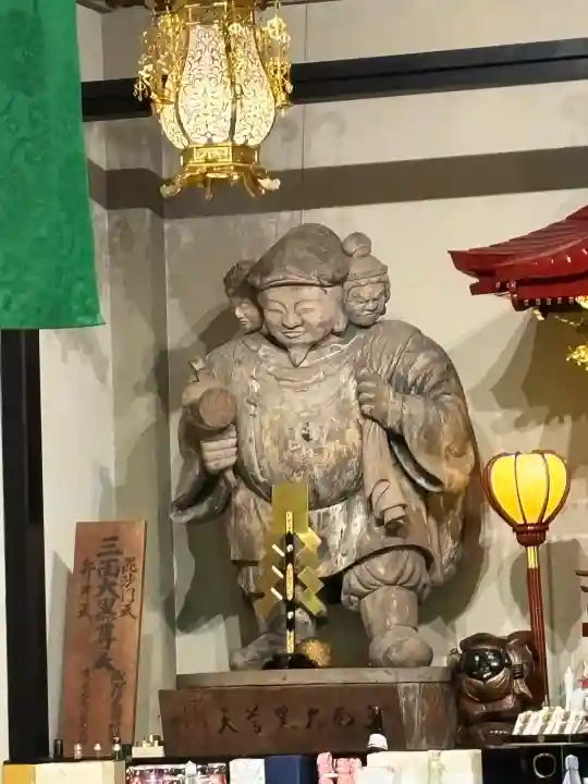 伊勢の国 四天王寺の{uncategorized: "未分類", other: "その他", undefined: "問題あり", building: "その他建物", grave: "お墓", sacred_gate: "鳥居", guardian: "狛犬", statue: "像", buddha: "仏像", history: "歴史", nature: "自然", garden: "庭園", animal: "動物", pagoda: "塔", temizu: "手水舎", mountain_gate: "山門・神門", sanctuary: "本殿・本堂", subordinate: "末社・摂社", art: "芸術", scenery: "景色", jizo: "地蔵", ema: "絵馬", goshuin: "御朱印", omikuji: "おみくじ", items: "授与品その他", amulet: "お守り", goshuincho: "御朱印帳", eats: "食事", festival: "お祭り", votive_dance: "神楽", shichigosan: "七五三参", wedding: "結婚式", experience: "体験その他", initially: "初詣", around: "周辺", anti_infection: "感染症対策"}