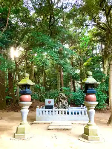 鹿島神宮の{uncategorized: "未分類", other: "その他", undefined: "問題あり", building: "その他建物", grave: "お墓", sacred_gate: "鳥居", guardian: "狛犬", statue: "像", buddha: "仏像", history: "歴史", nature: "自然", garden: "庭園", animal: "動物", pagoda: "塔", temizu: "手水舎", mountain_gate: "山門・神門", sanctuary: "本殿・本堂", subordinate: "末社・摂社", art: "芸術", scenery: "景色", jizo: "地蔵", ema: "絵馬", goshuin: "御朱印", omikuji: "おみくじ", items: "授与品その他", amulet: "お守り", goshuincho: "御朱印帳", eats: "食事", festival: "お祭り", votive_dance: "神楽", shichigosan: "七五三参", wedding: "結婚式", experience: "体験その他", initially: "初詣", around: "周辺", anti_infection: "感染症対策"}
