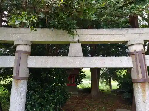 神社(名称不明)の鳥居