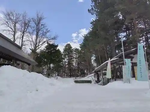 上川神社の庭園