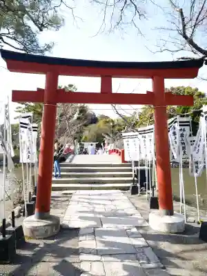 旗上弁財天社の{uncategorized: "未分類", other: "その他", undefined: "問題あり", building: "その他建物", grave: "お墓", sacred_gate: "鳥居", guardian: "狛犬", statue: "像", buddha: "仏像", history: "歴史", nature: "自然", garden: "庭園", animal: "動物", pagoda: "塔", temizu: "手水舎", mountain_gate: "山門・神門", sanctuary: "本殿・本堂", subordinate: "末社・摂社", art: "芸術", scenery: "景色", jizo: "地蔵", ema: "絵馬", goshuin: "御朱印", omikuji: "おみくじ", items: "授与品その他", amulet: "お守り", goshuincho: "御朱印帳", eats: "食事", festival: "お祭り", votive_dance: "神楽", shichigosan: "七五三参", wedding: "結婚式", experience: "体験その他", initially: "初詣", around: "周辺", anti_infection: "感染症対策"}