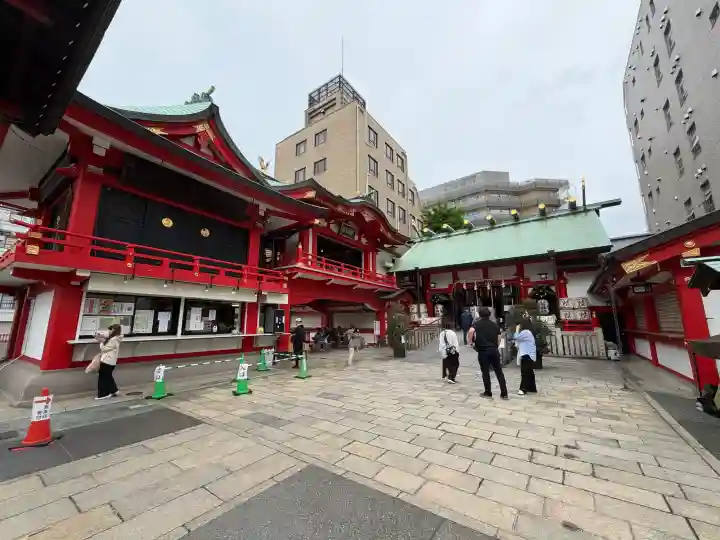 鷲神社の{uncategorized: "未分類", other: "その他", undefined: "問題あり", building: "その他建物", grave: "お墓", sacred_gate: "鳥居", guardian: "狛犬", statue: "像", buddha: "仏像", history: "歴史", nature: "自然", garden: "庭園", animal: "動物", pagoda: "塔", temizu: "手水舎", mountain_gate: "山門・神門", sanctuary: "本殿・本堂", subordinate: "末社・摂社", art: "芸術", scenery: "景色", jizo: "地蔵", ema: "絵馬", goshuin: "御朱印", omikuji: "おみくじ", items: "授与品その他", amulet: "お守り", goshuincho: "御朱印帳", eats: "食事", festival: "お祭り", votive_dance: "神楽", shichigosan: "七五三参", wedding: "結婚式", experience: "体験その他", initially: "初詣", around: "周辺", anti_infection: "感染症対策"}