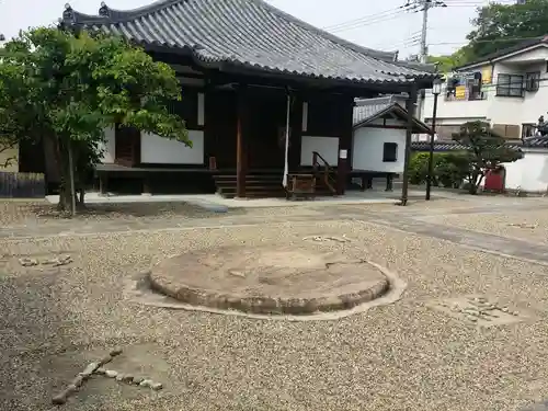 道明寺の庭園