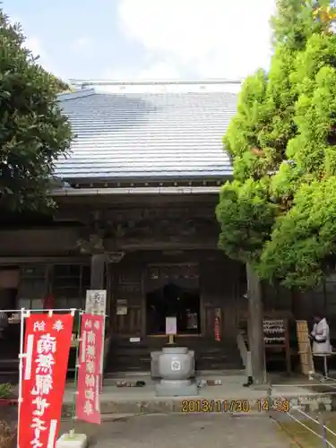 小松寺の本殿