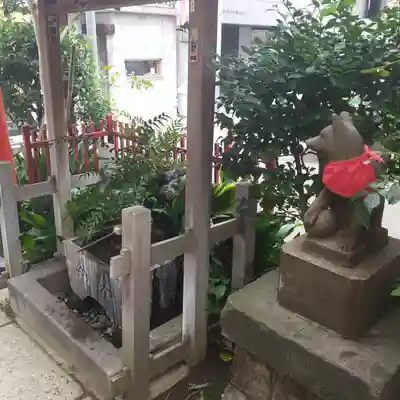 稲荷神社の手水舎