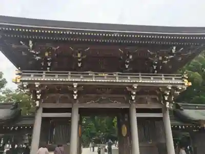 寒川神社の山門・神門