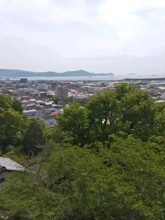 施福寺の{uncategorized: "未分類", other: "その他", undefined: "問題あり", building: "その他建物", grave: "お墓", sacred_gate: "鳥居", guardian: "狛犬", statue: "像", buddha: "仏像", history: "歴史", nature: "自然", garden: "庭園", animal: "動物", pagoda: "塔", temizu: "手水舎", mountain_gate: "山門・神門", sanctuary: "本殿・本堂", subordinate: "末社・摂社", art: "芸術", scenery: "景色", jizo: "地蔵", ema: "絵馬", goshuin: "御朱印", omikuji: "おみくじ", items: "授与品その他", amulet: "お守り", goshuincho: "御朱印帳", eats: "食事", festival: "お祭り", votive_dance: "神楽", shichigosan: "七五三参", wedding: "結婚式", experience: "体験その他", initially: "初詣", around: "周辺", anti_infection: "感染症対策"}
