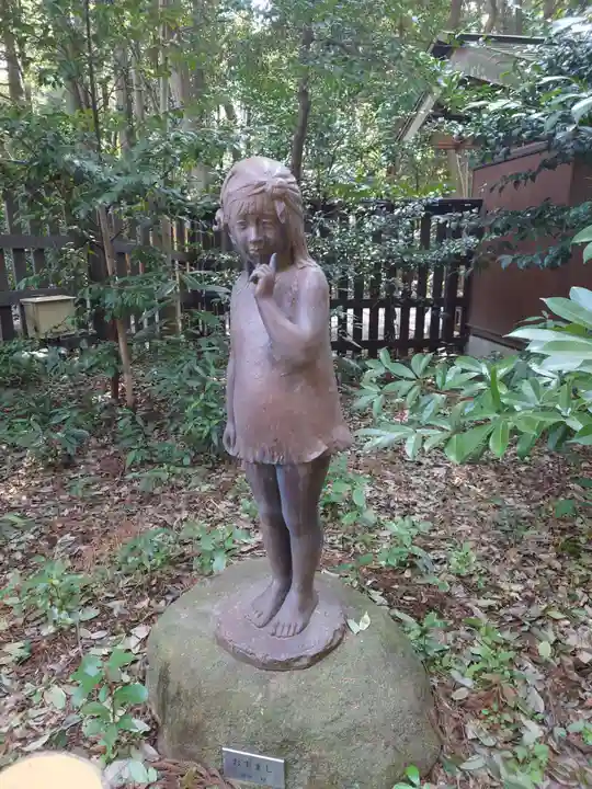 駒木諏訪神社の像