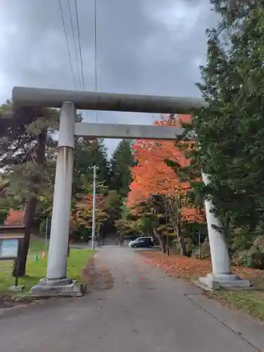 由仁神社(北海道)