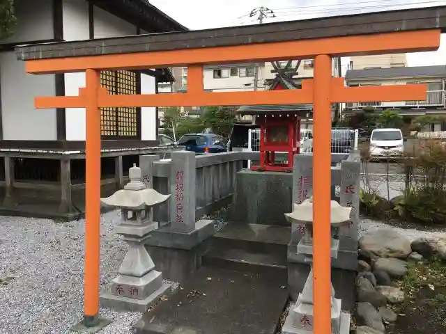 八王子神社の鳥居