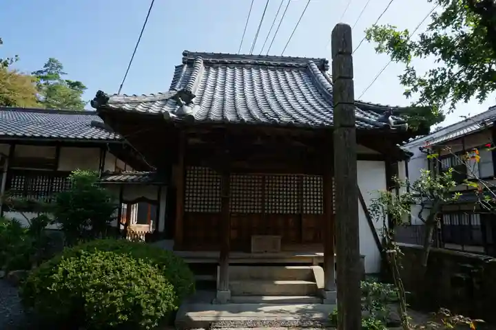 存光寺の山門・神門