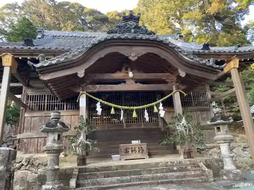 渭伊神社の本殿