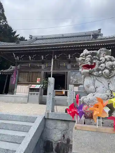 金井神社の狛犬