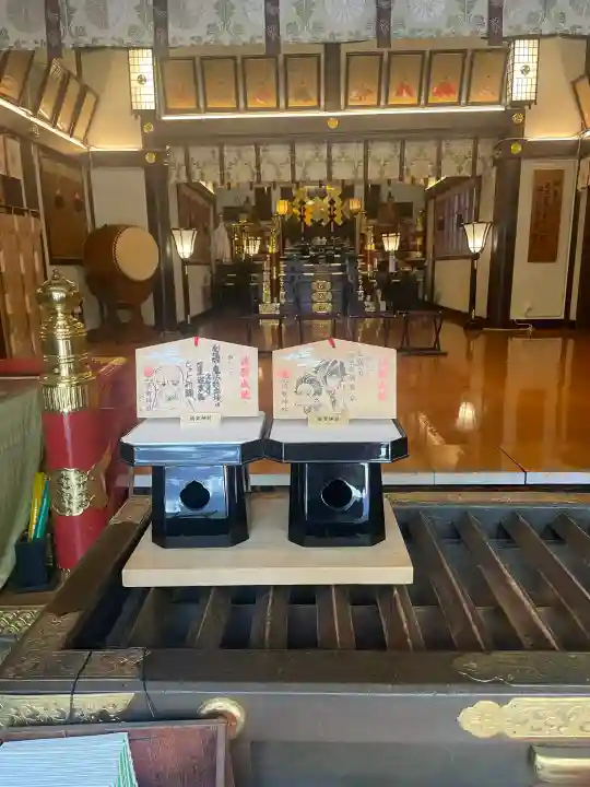 須賀神社の{uncategorized: "未分類", other: "その他", undefined: "問題あり", building: "その他建物", grave: "お墓", sacred_gate: "鳥居", guardian: "狛犬", statue: "像", buddha: "仏像", history: "歴史", nature: "自然", garden: "庭園", animal: "動物", pagoda: "塔", temizu: "手水舎", mountain_gate: "山門・神門", sanctuary: "本殿・本堂", subordinate: "末社・摂社", art: "芸術", scenery: "景色", jizo: "地蔵", ema: "絵馬", goshuin: "御朱印", omikuji: "おみくじ", items: "授与品その他", amulet: "お守り", goshuincho: "御朱印帳", eats: "食事", festival: "お祭り", votive_dance: "神楽", shichigosan: "七五三参", wedding: "結婚式", experience: "体験その他", initially: "初詣", around: "周辺", anti_infection: "感染症対策"}