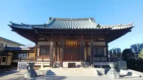 光蔵寺の本殿・本堂