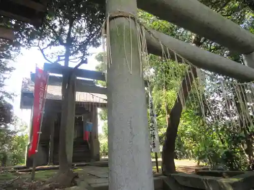 披露山神社（／披露山山之神社／山之神社）の鳥居