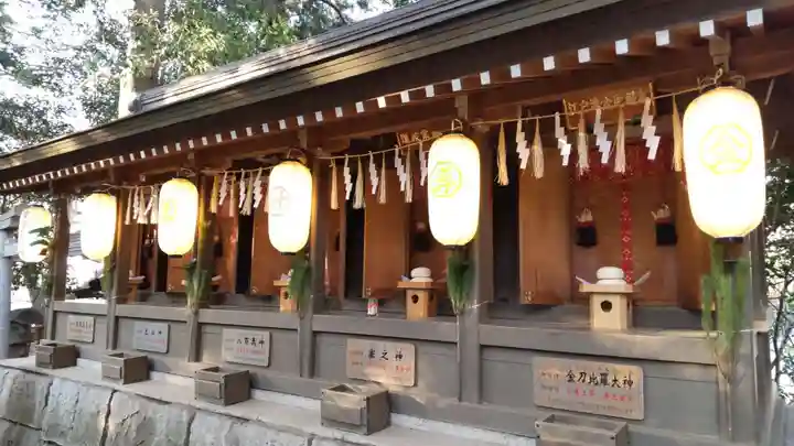 検見川神社の末社・摂社