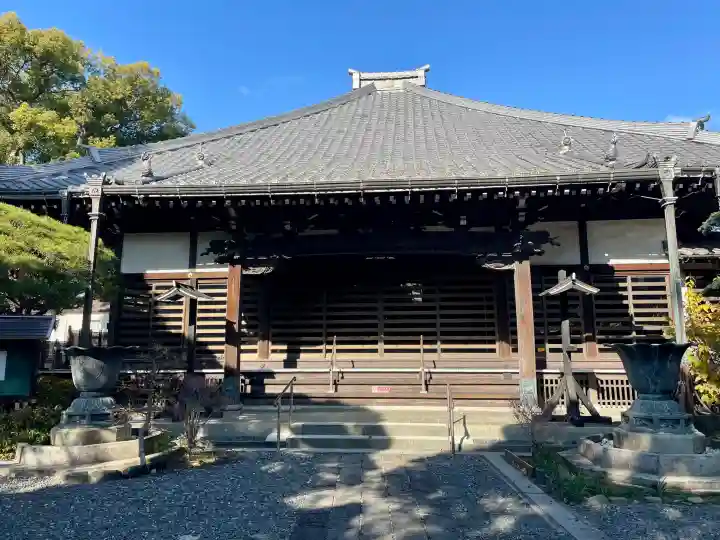 光明寺の{uncategorized: "未分類", other: "その他", undefined: "問題あり", building: "その他建物", grave: "お墓", sacred_gate: "鳥居", guardian: "狛犬", statue: "像", buddha: "仏像", history: "歴史", nature: "自然", garden: "庭園", animal: "動物", pagoda: "塔", temizu: "手水舎", mountain_gate: "山門・神門", sanctuary: "本殿・本堂", subordinate: "末社・摂社", art: "芸術", scenery: "景色", jizo: "地蔵", ema: "絵馬", goshuin: "御朱印", omikuji: "おみくじ", items: "授与品その他", amulet: "お守り", goshuincho: "御朱印帳", eats: "食事", festival: "お祭り", votive_dance: "神楽", shichigosan: "七五三参", wedding: "結婚式", experience: "体験その他", initially: "初詣", around: "周辺", anti_infection: "感染症対策"}