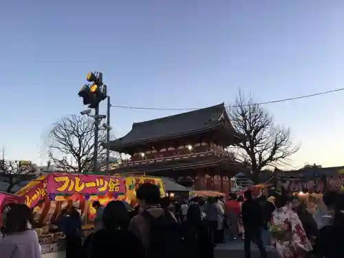 浅草寺の本殿